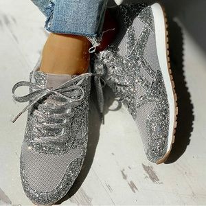 Women trainer athletic shoes grey 5.5 brand new never worn